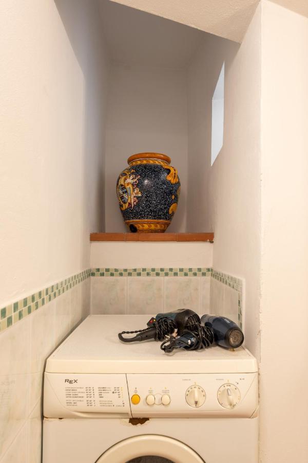 Via Dell'oriuolo Appartamento *