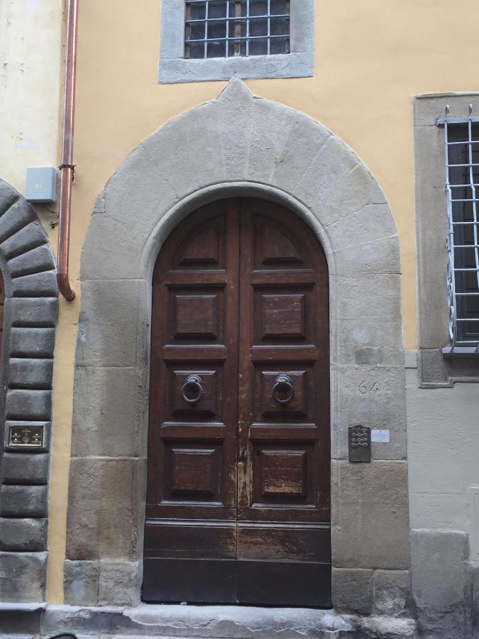 Hand Decorated House With Court Appartement Florence