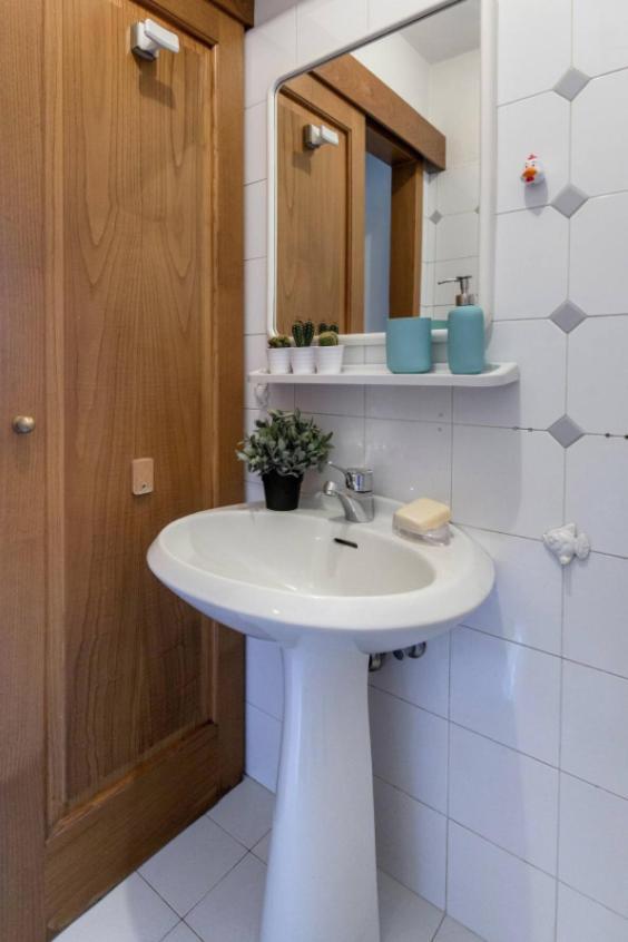 Via Ricasoli Apartment, Next To Accademia Florence