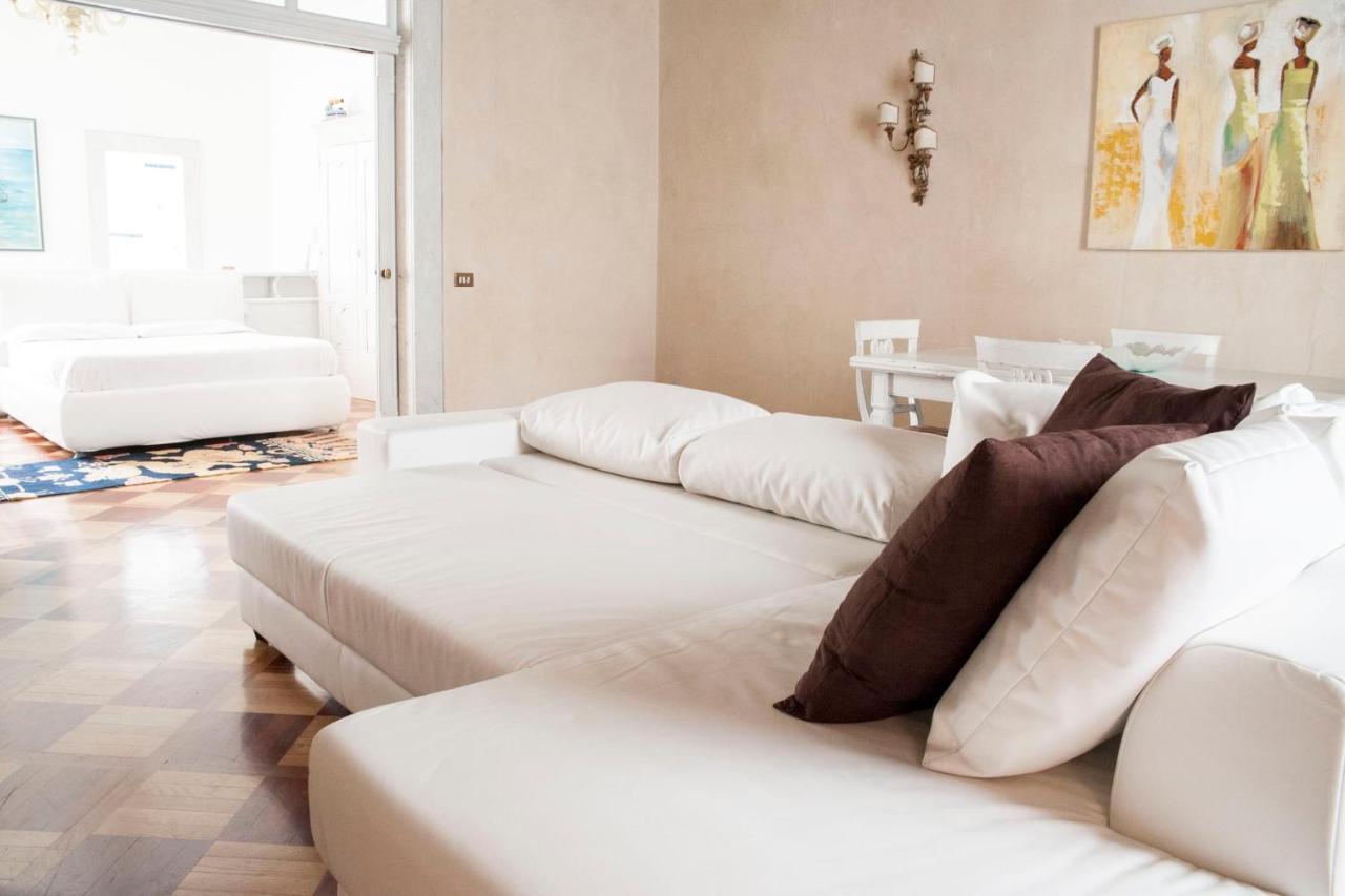 Luxury Flat In Centre Apartment *