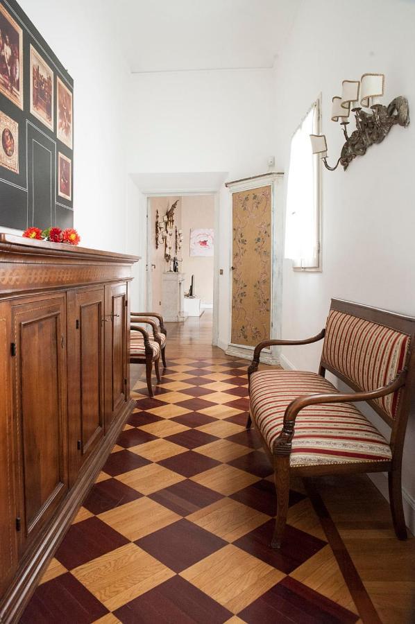 Luxury Flat In Centre Apartment *
