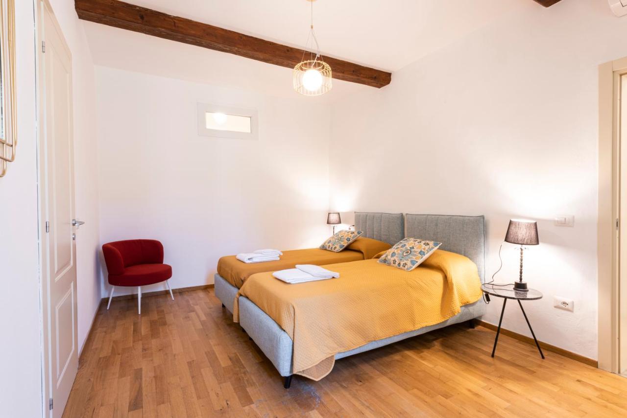 Santa Croce Palace By Mmega Apartamento