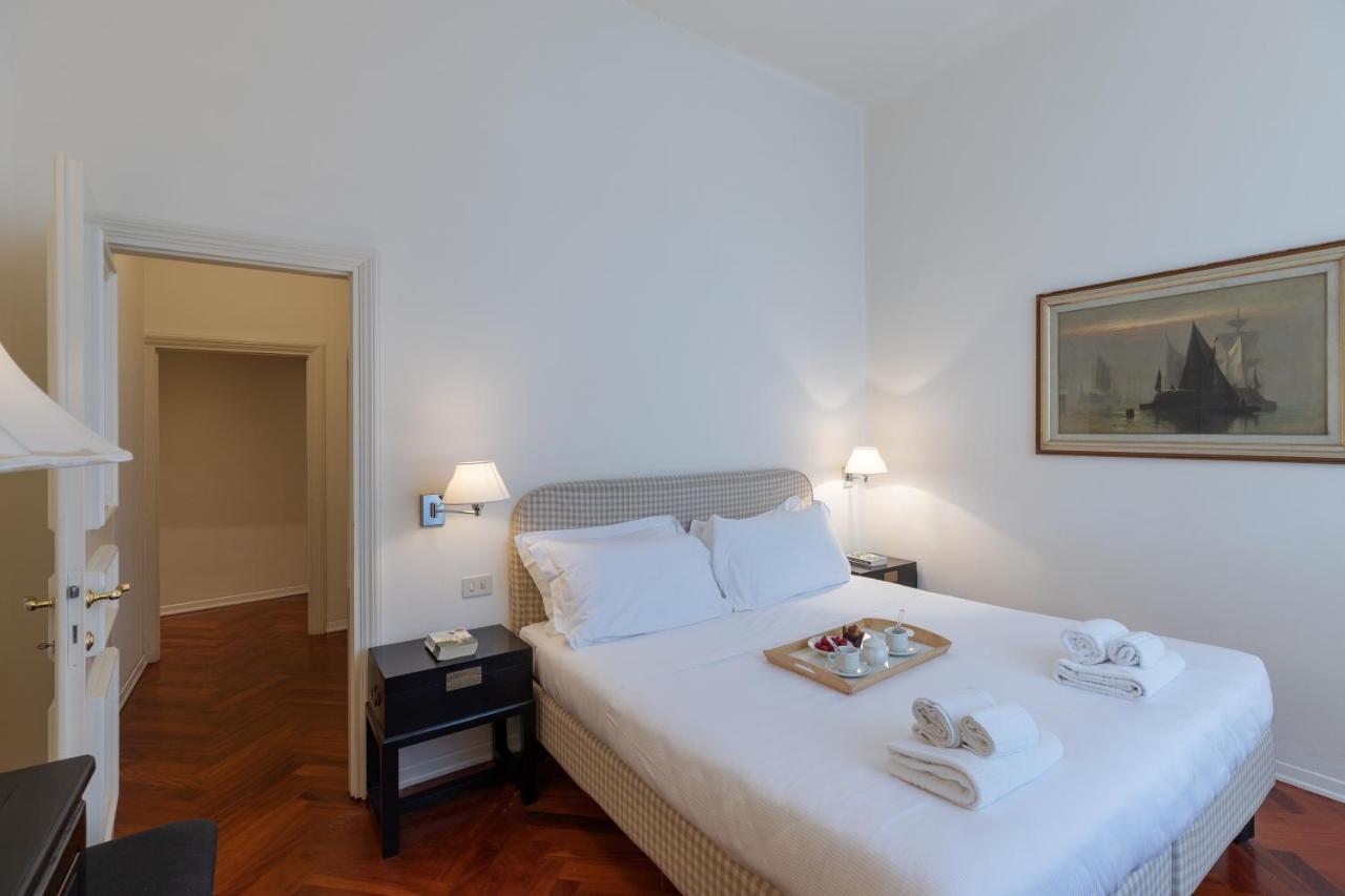Seta Spacious Next To The Duomo Apartment