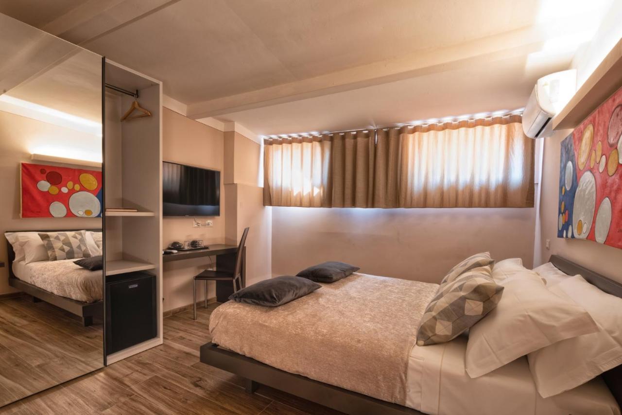 Hotel Gogo` Petit 3*