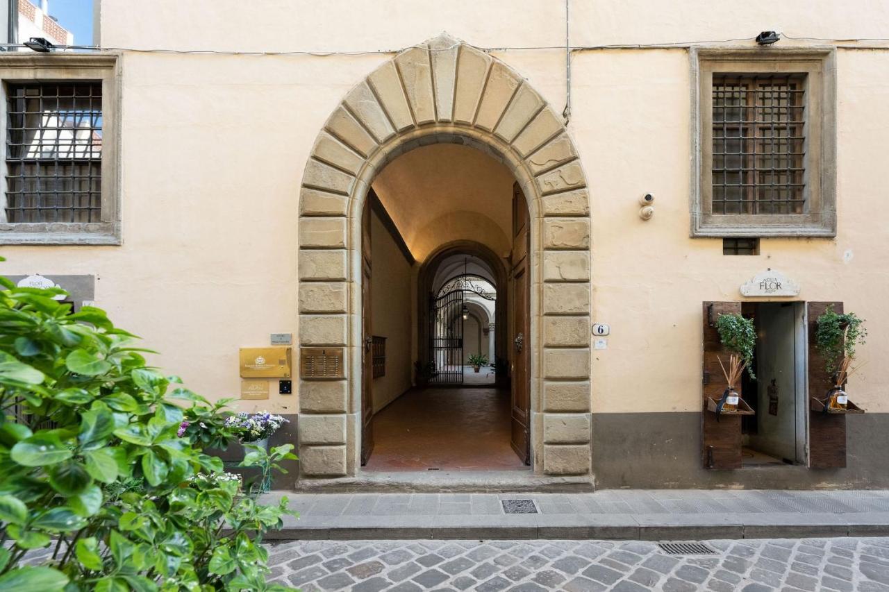 Borgo Santa Croce Apartment