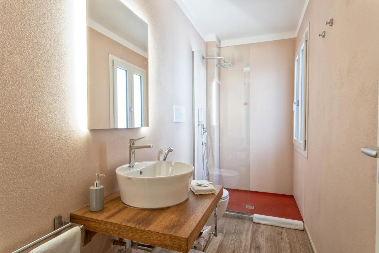 Gogo` Petit 3* Florence