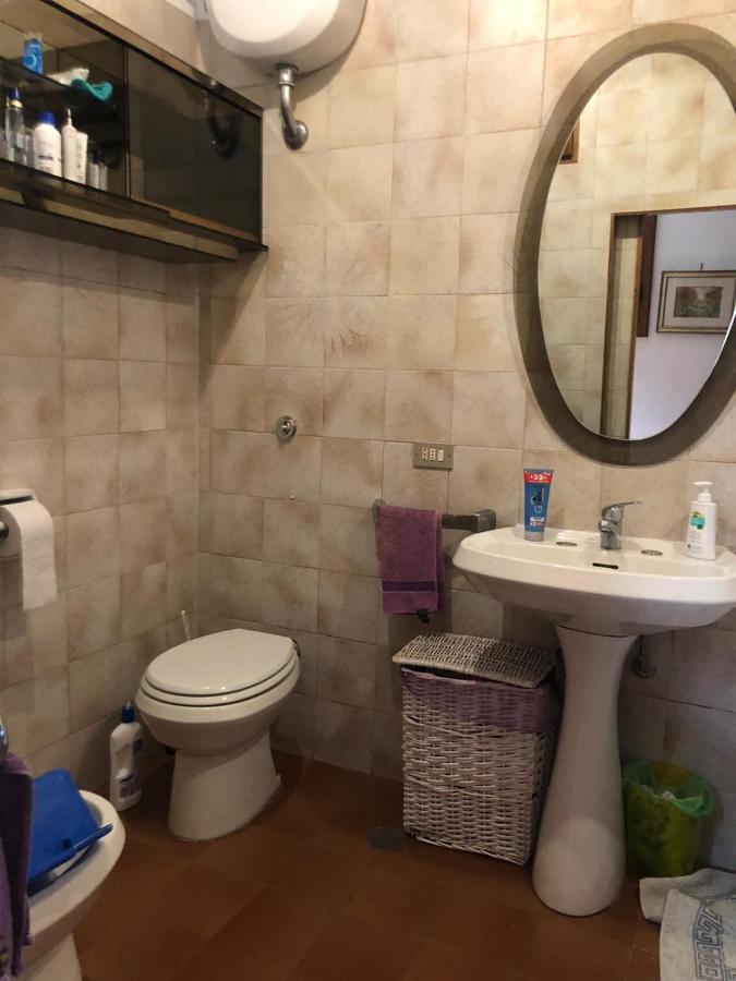 Privat overnatting Solo Traveller Bedroom In Homestays Center