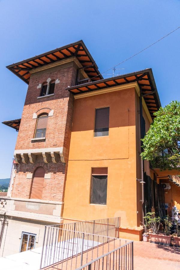 Attico In Storica - Dolcevita Appartement