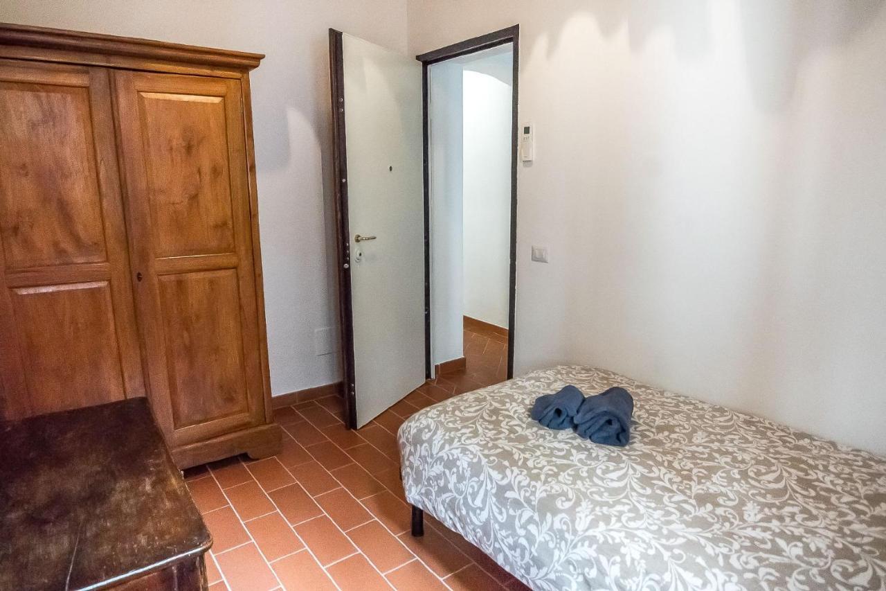 Hospedagem domiciliar In An Close To The Train Station Florença