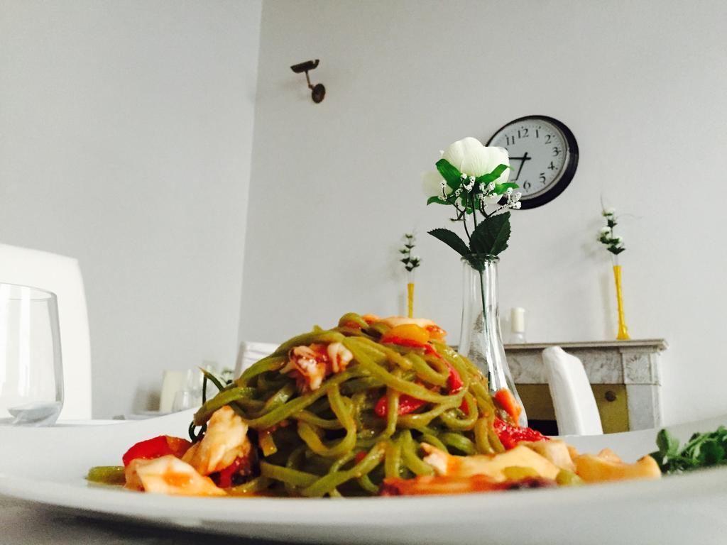 Couette-café Restaurant *