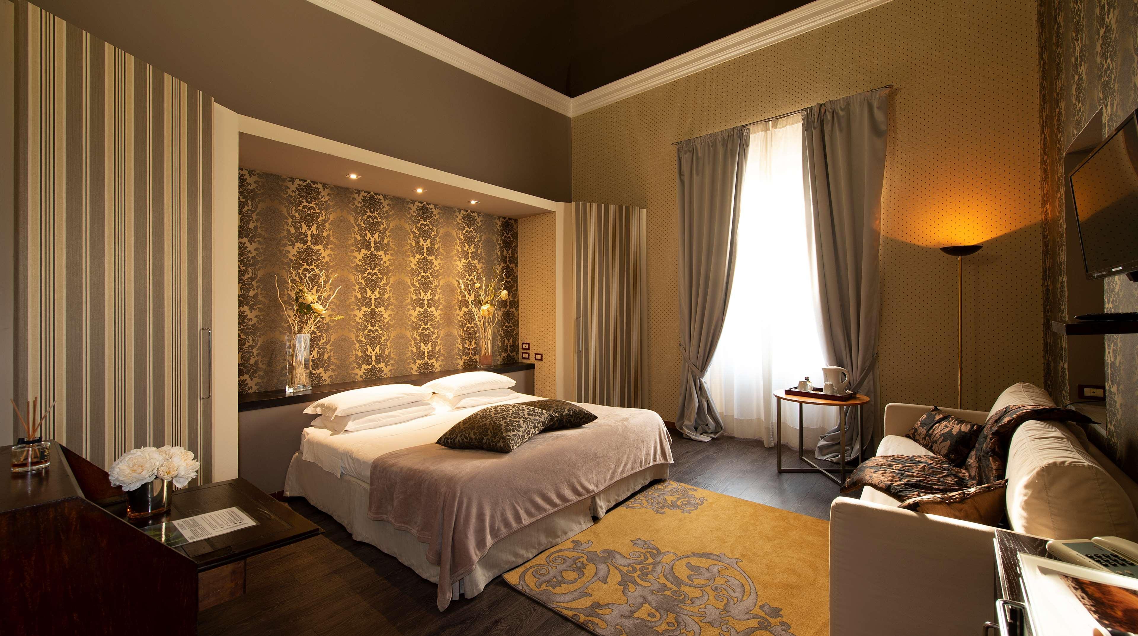 De La Pace, Sure Collection By Western Hotel