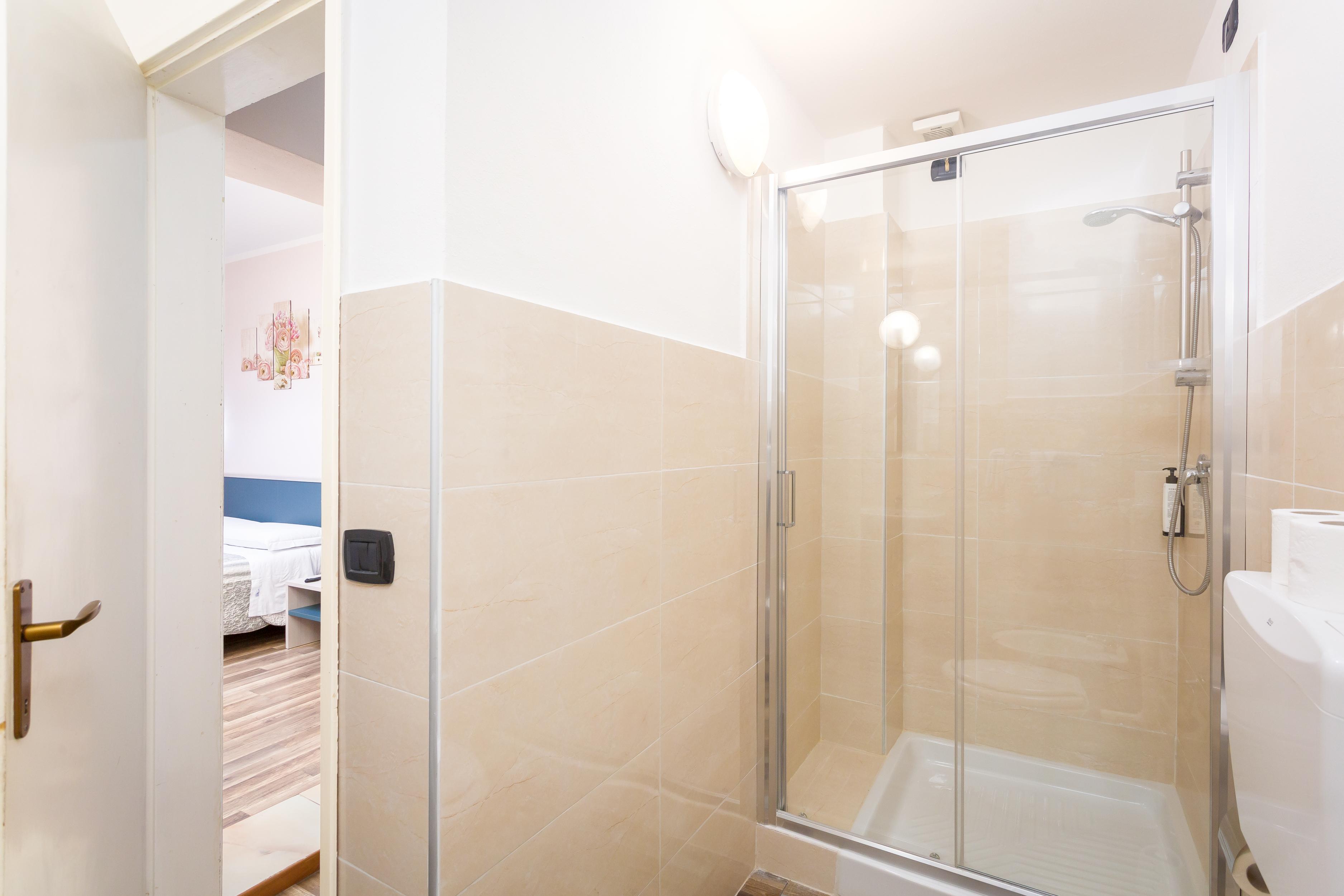 Flom Boutique Hotel 4*