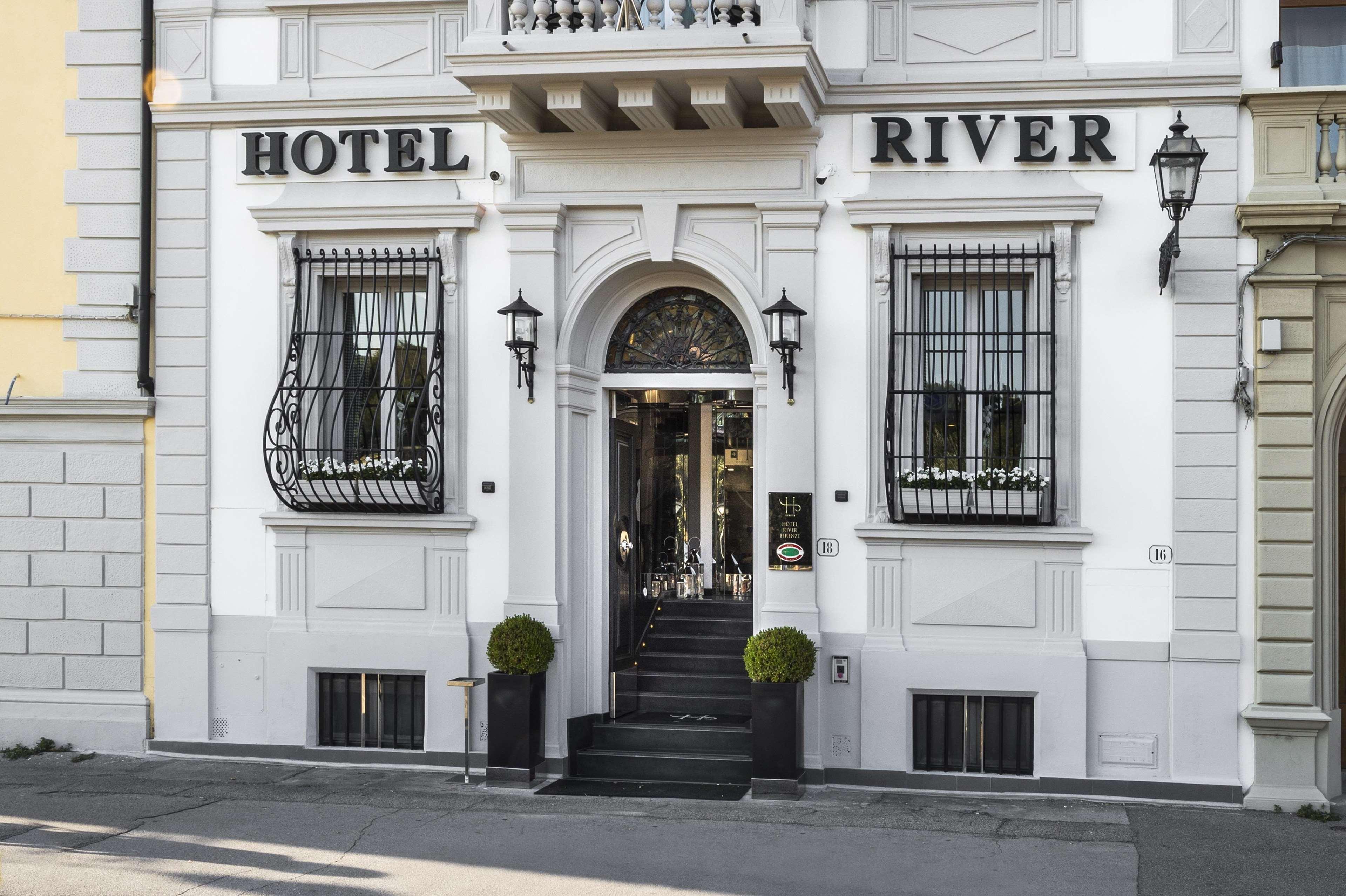 Lhp River & Firenze