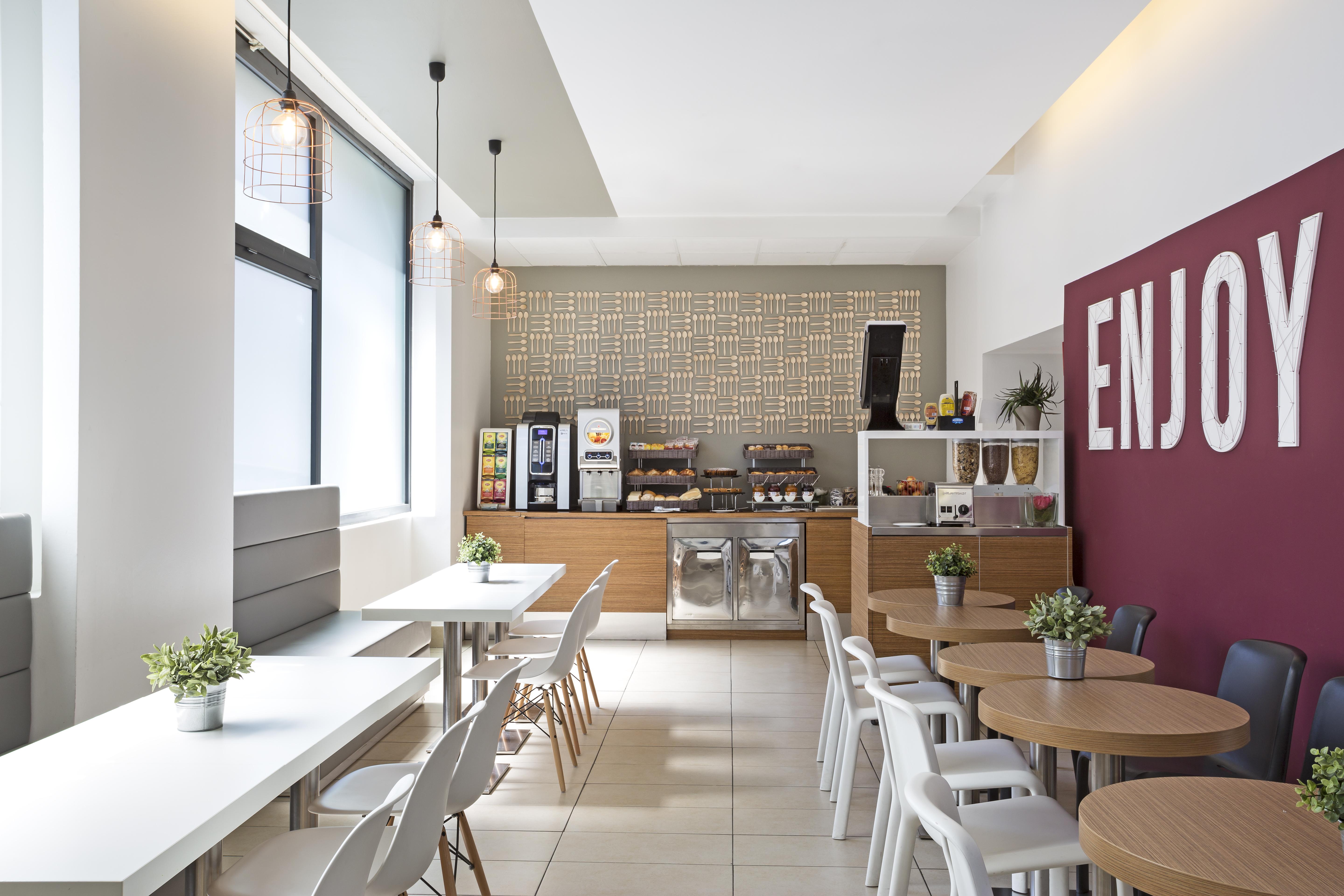 Novoli Hotell