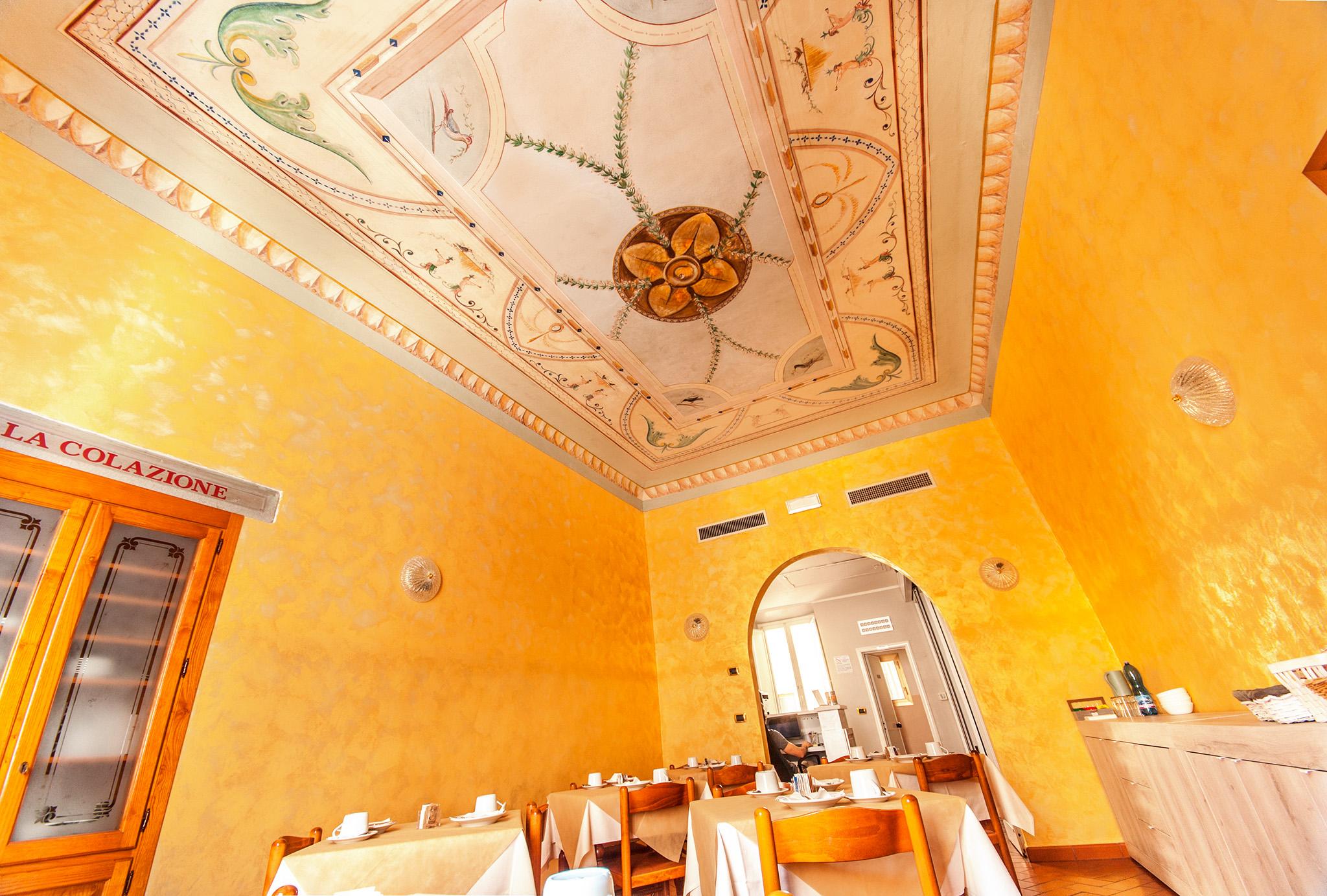 Costantini Hotell 2*