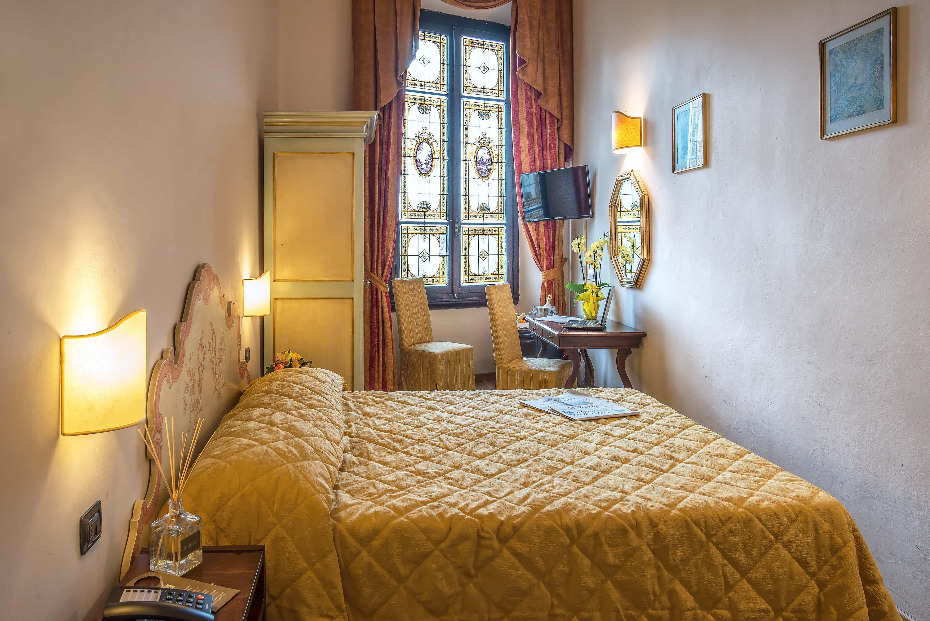 Paris Hotel