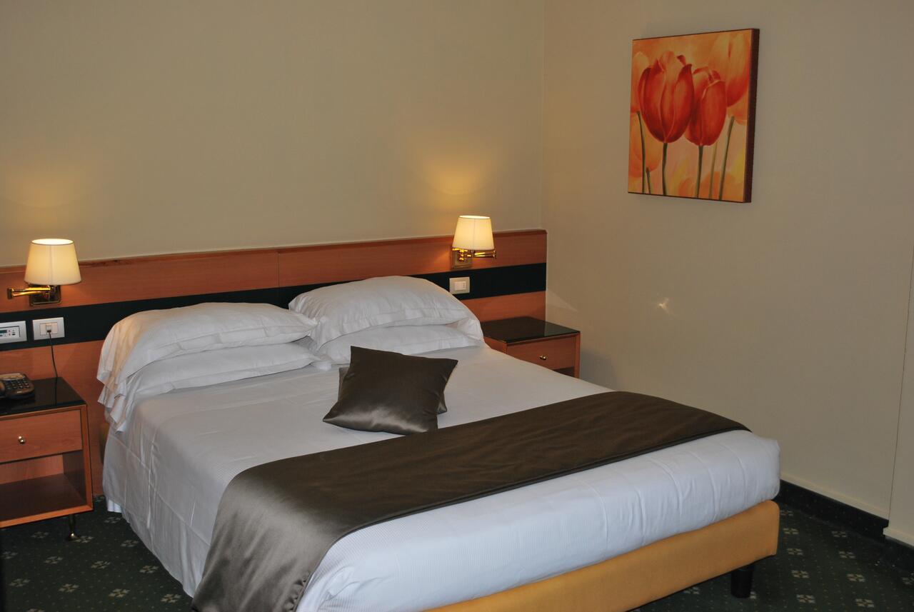 Alinari Hotell