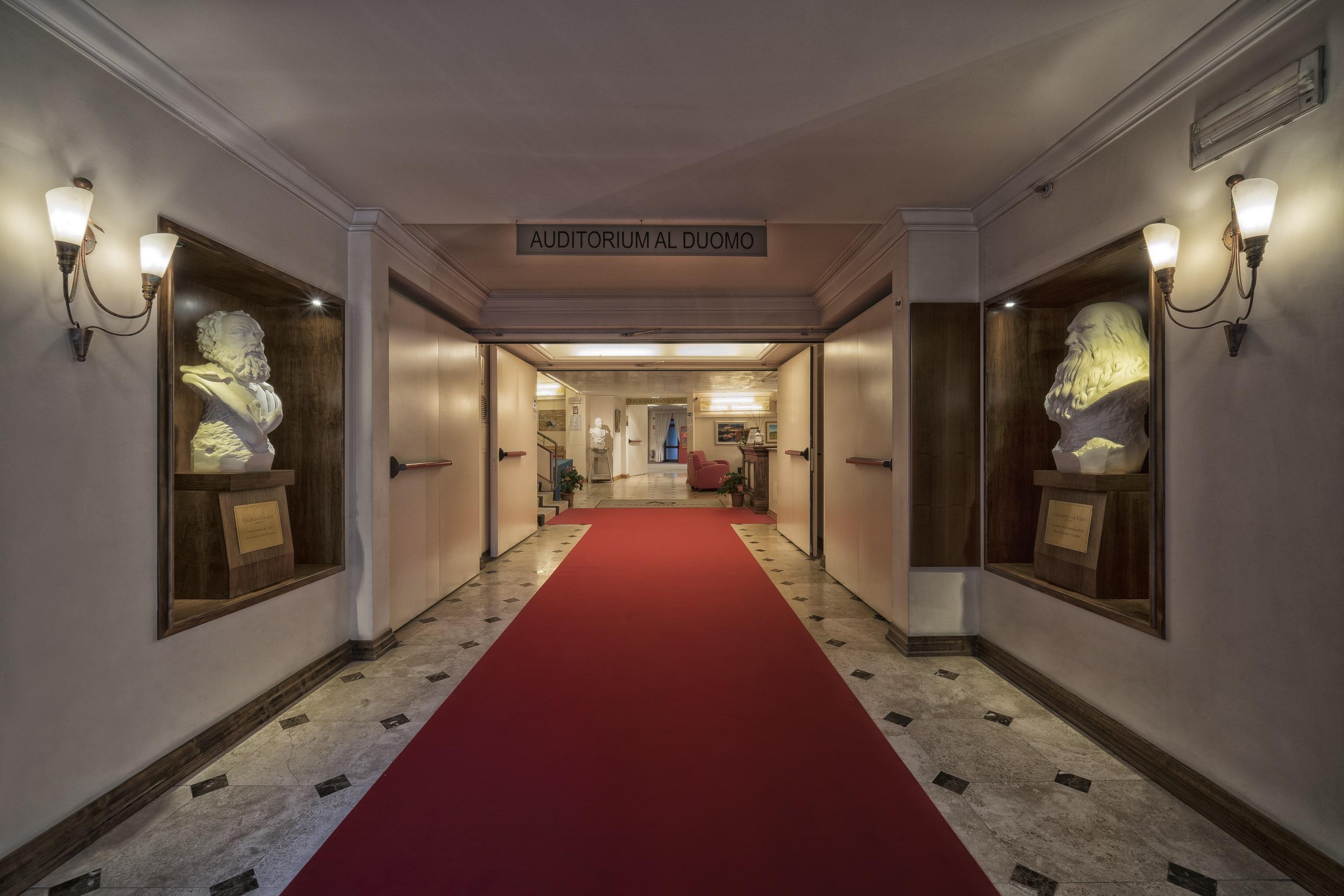Hotel Laurus Al Duomo 4*