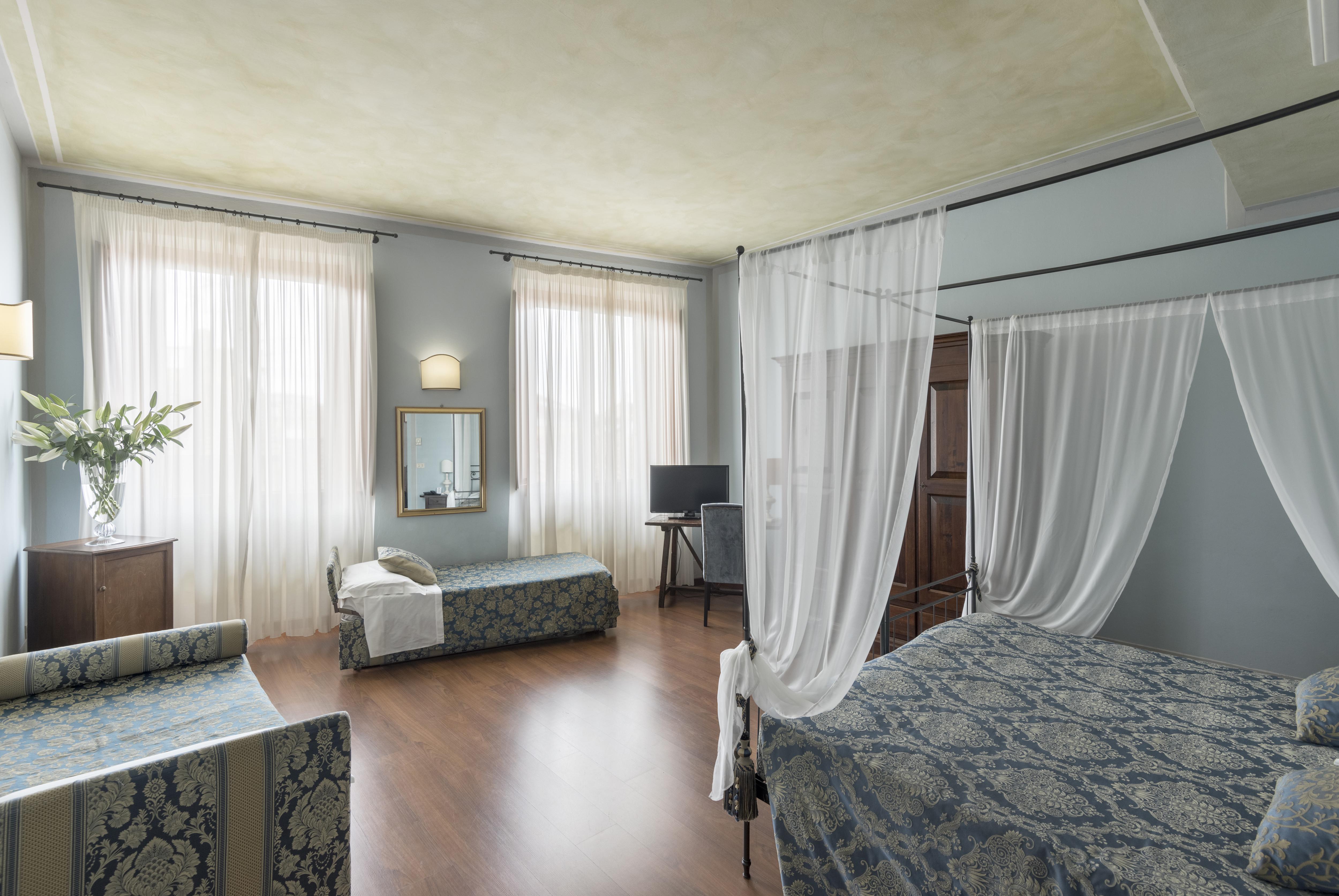 Palazzo Dal Borgo 4*