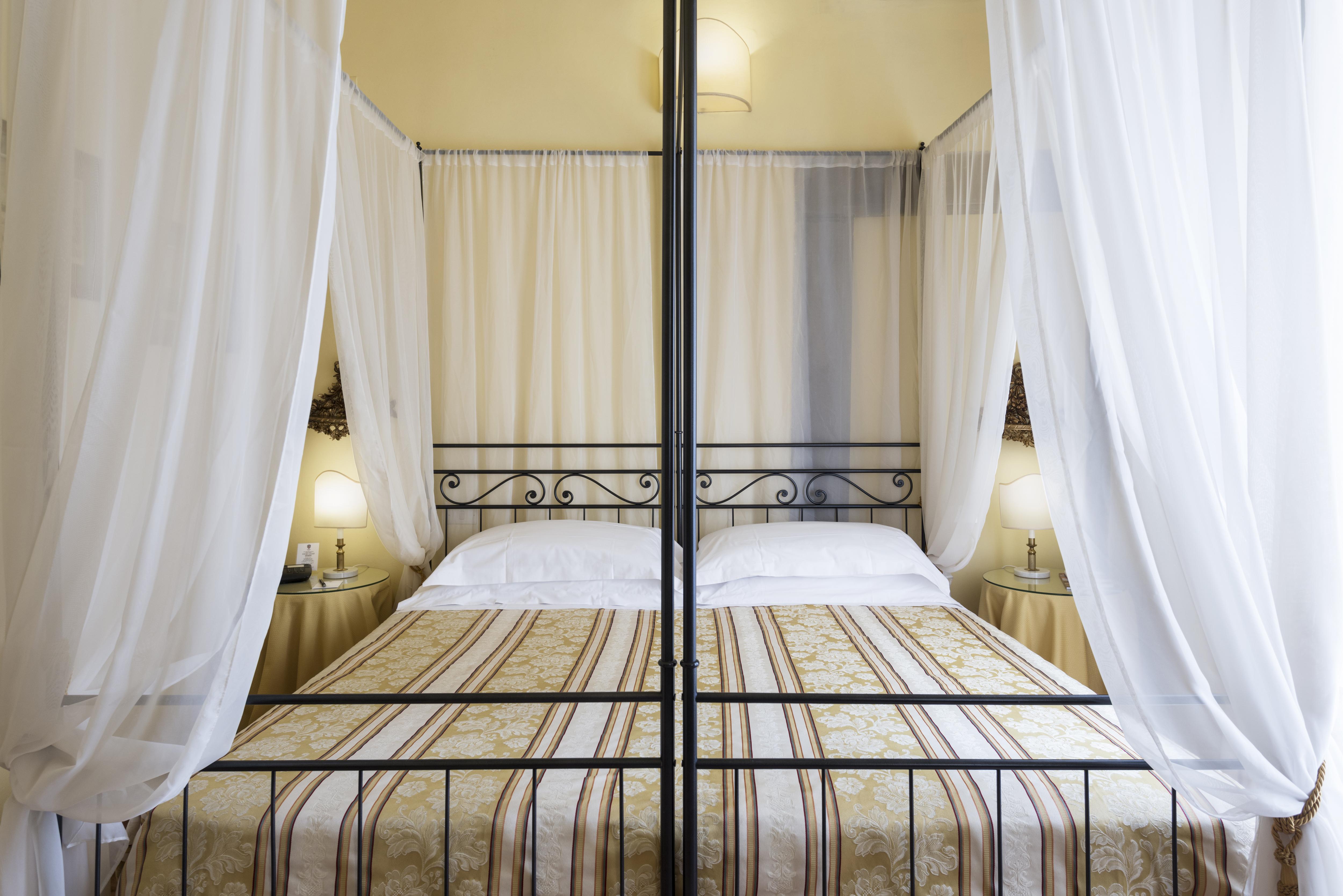 Palazzo Dal Borgo 4*