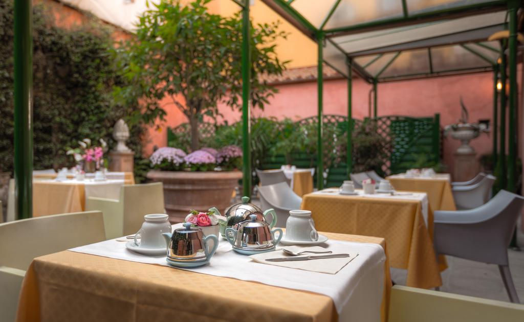 Palazzo Dal Borgo Hotel 4*