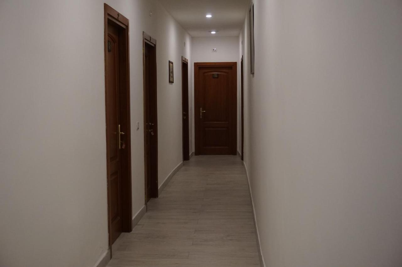 Holiday Rooms Guest house