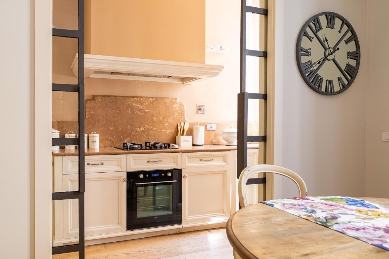 Appartamento And Roomy Near The Station And Duomo - Homeunity *