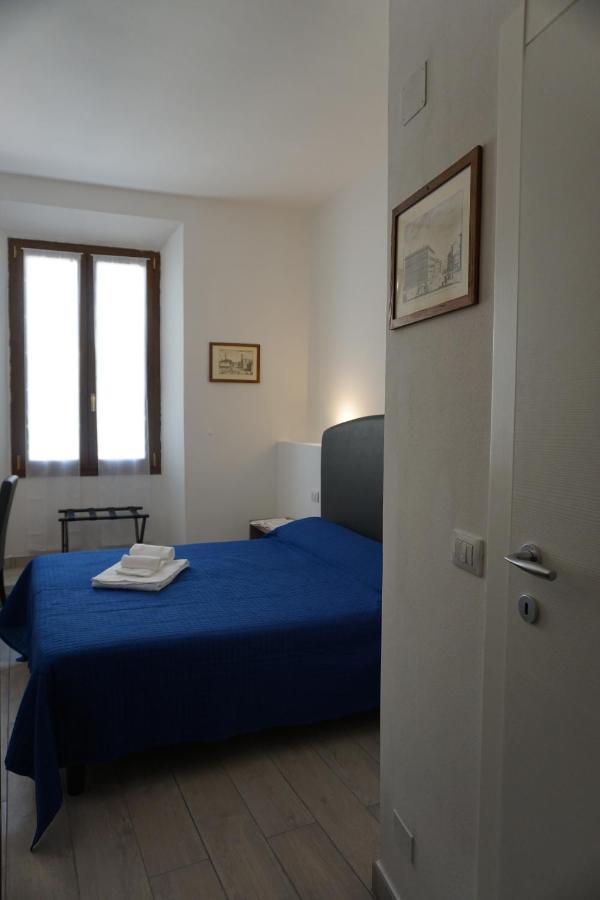 Holiday Rooms Guest house *