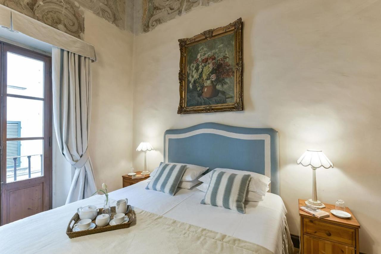 Tintoretto Frescoed Loft In The Oltrarno Appartamento