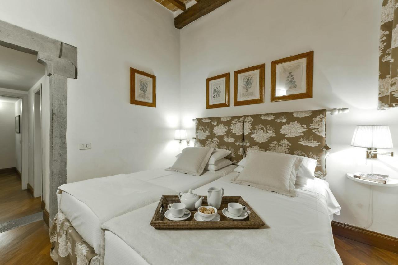 Raffaello With Fireplace In Oltrarno * Firenze