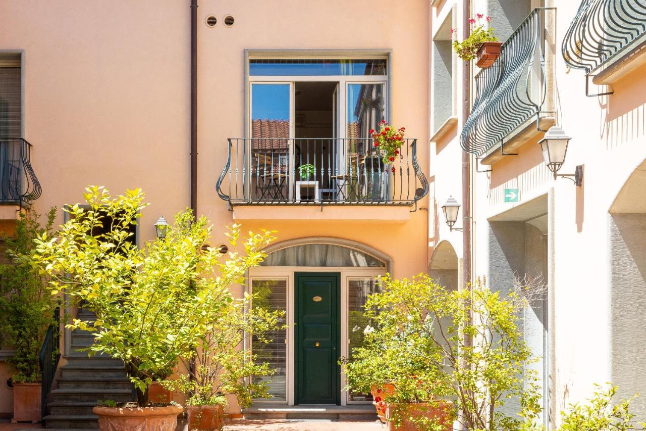 Apartment Palazzo Ghibellina 2 By In Florence