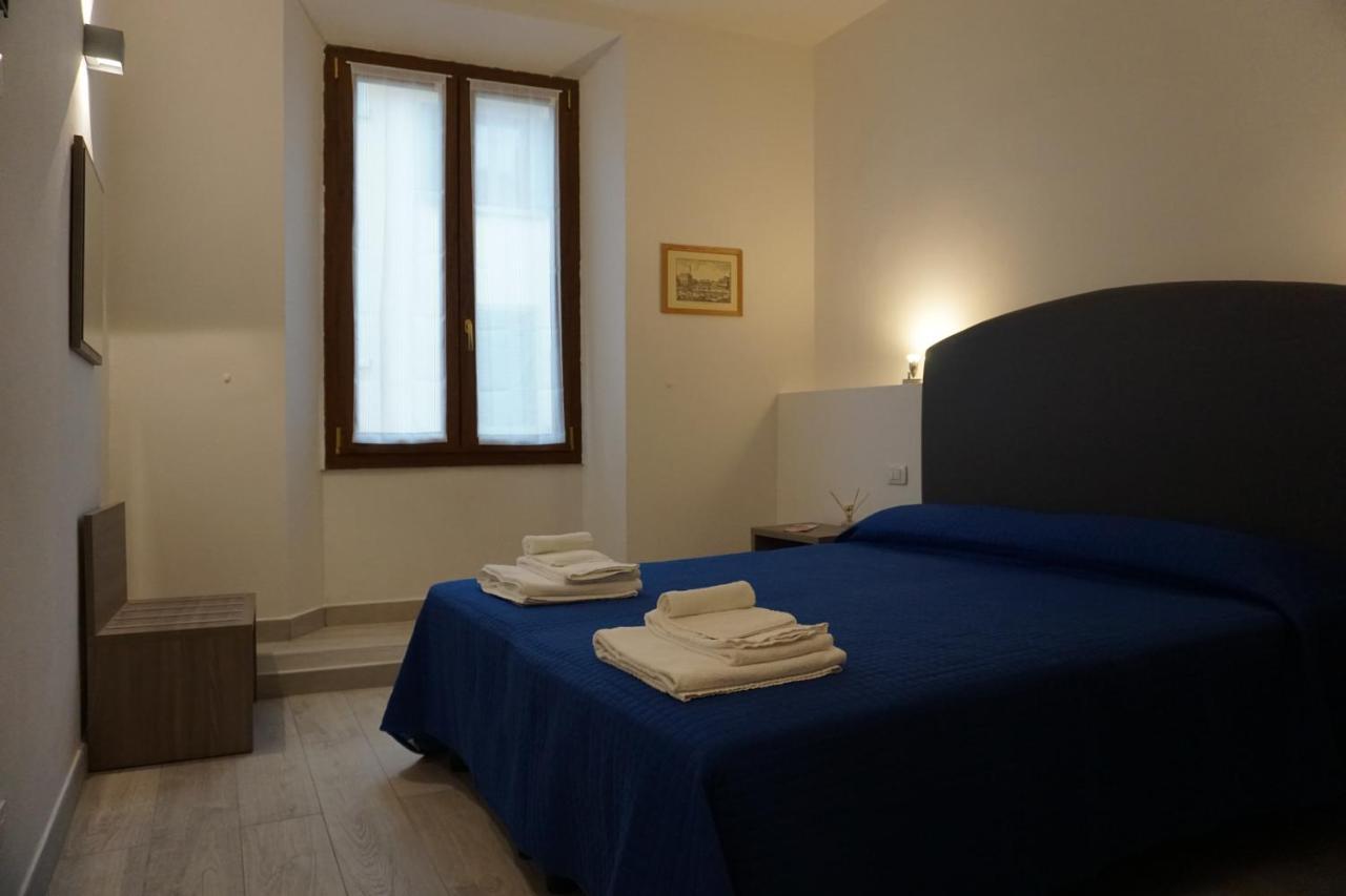 Holiday Rooms * Florence