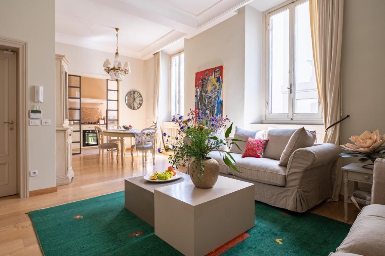 And Roomy Near The Station And Duomo - Homeunity Appartamento Firenze