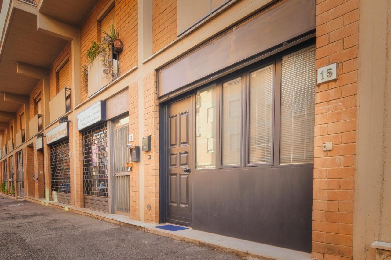 Eureka House Apartamento *