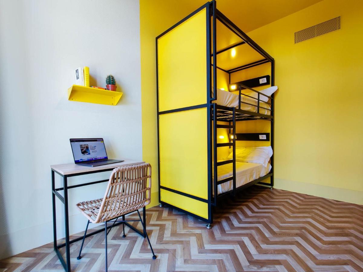 Hostel Yellowsquare Florence