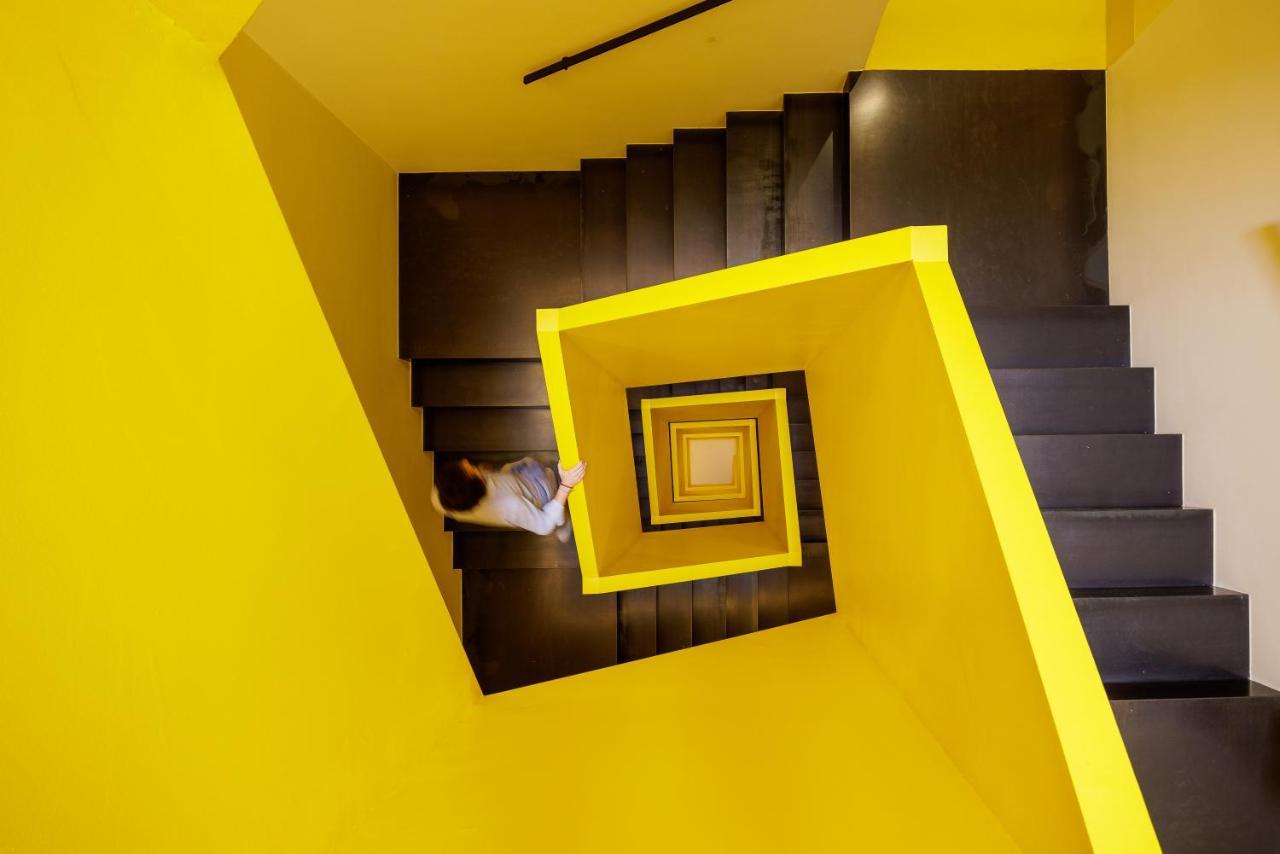 Yellowsquare *