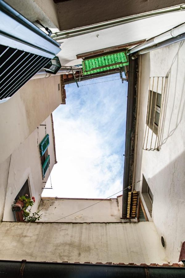 Virgilio's House + Internal Court Appartement
