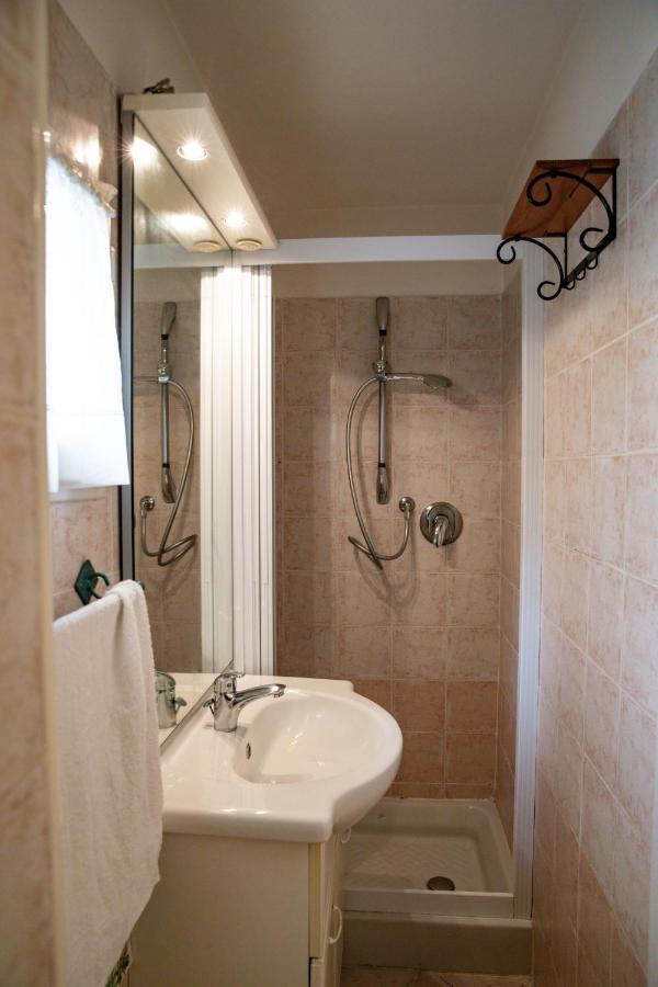 Virgilio's House + Internal Court Appartement