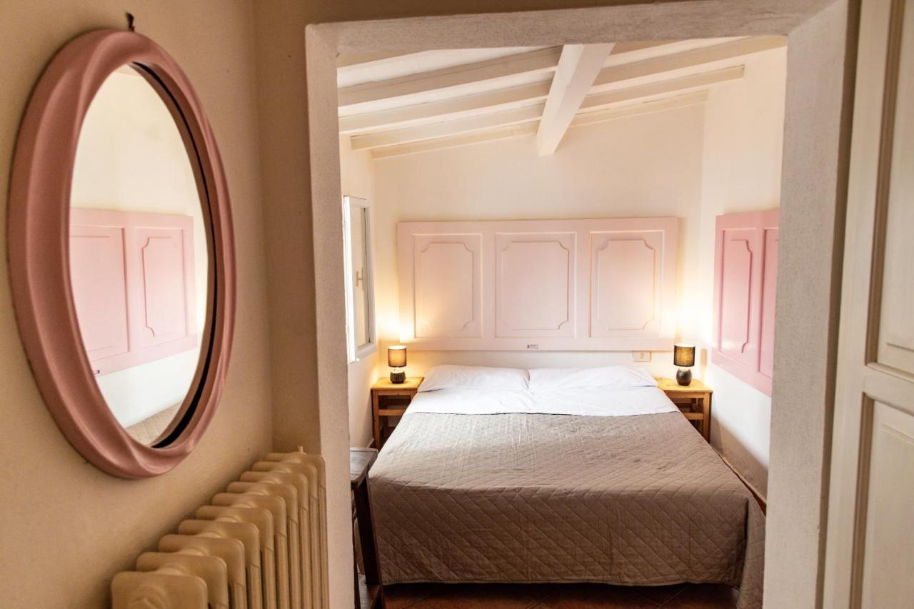 Virgilio's House + Internal Court Appartement *