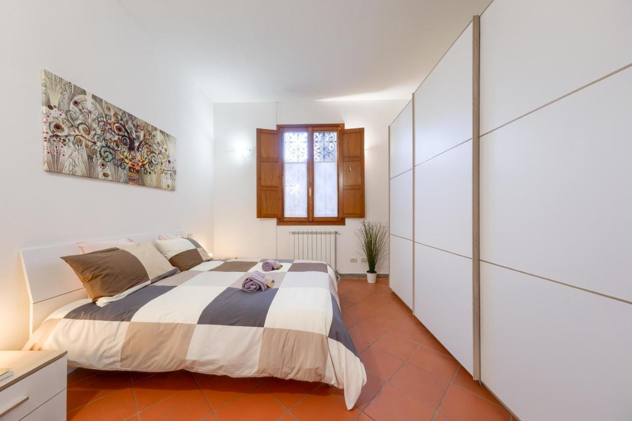 Appartamento Le Cure Large Apt, 6+1 Beds. Center 15 Min Far By Bus. *