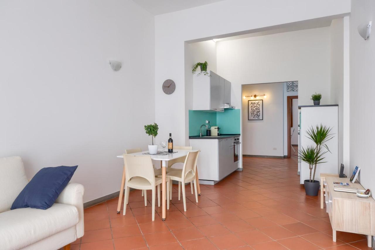 Le Cure Large Apt, 6+1 Beds. Center 15 Min Far By Bus. Appartamento Firenze