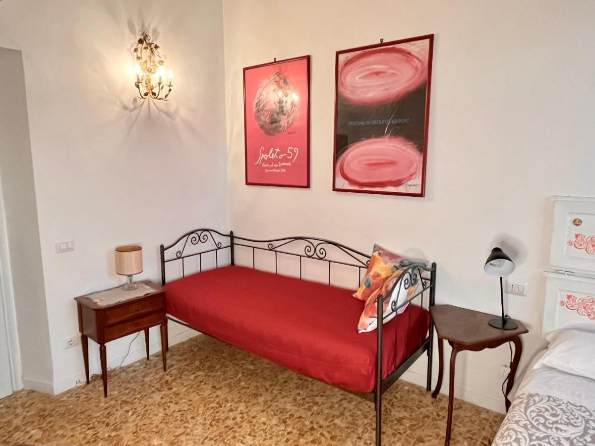 Guest house In The Center Of *