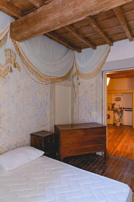 Cozy & Quiet 2br Outside Ztl & 10min From Center Apartamento