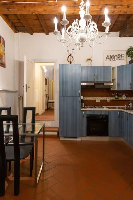 Charming By Piazza Santo Spirito Apartamento *
