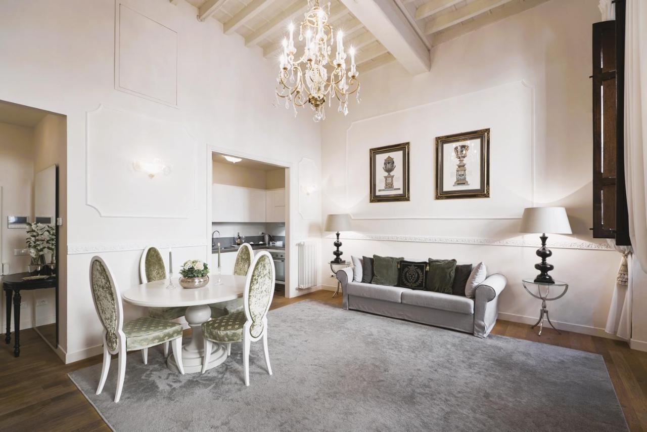 Luxury Rucellai Florence