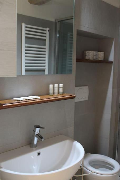Apartment Modern 3br Near Santa Maria Novella Station