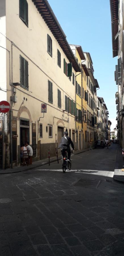 Typical Florentine In Oltrarno 10 Min Walking From Ponte Vecchio Lejlighed *