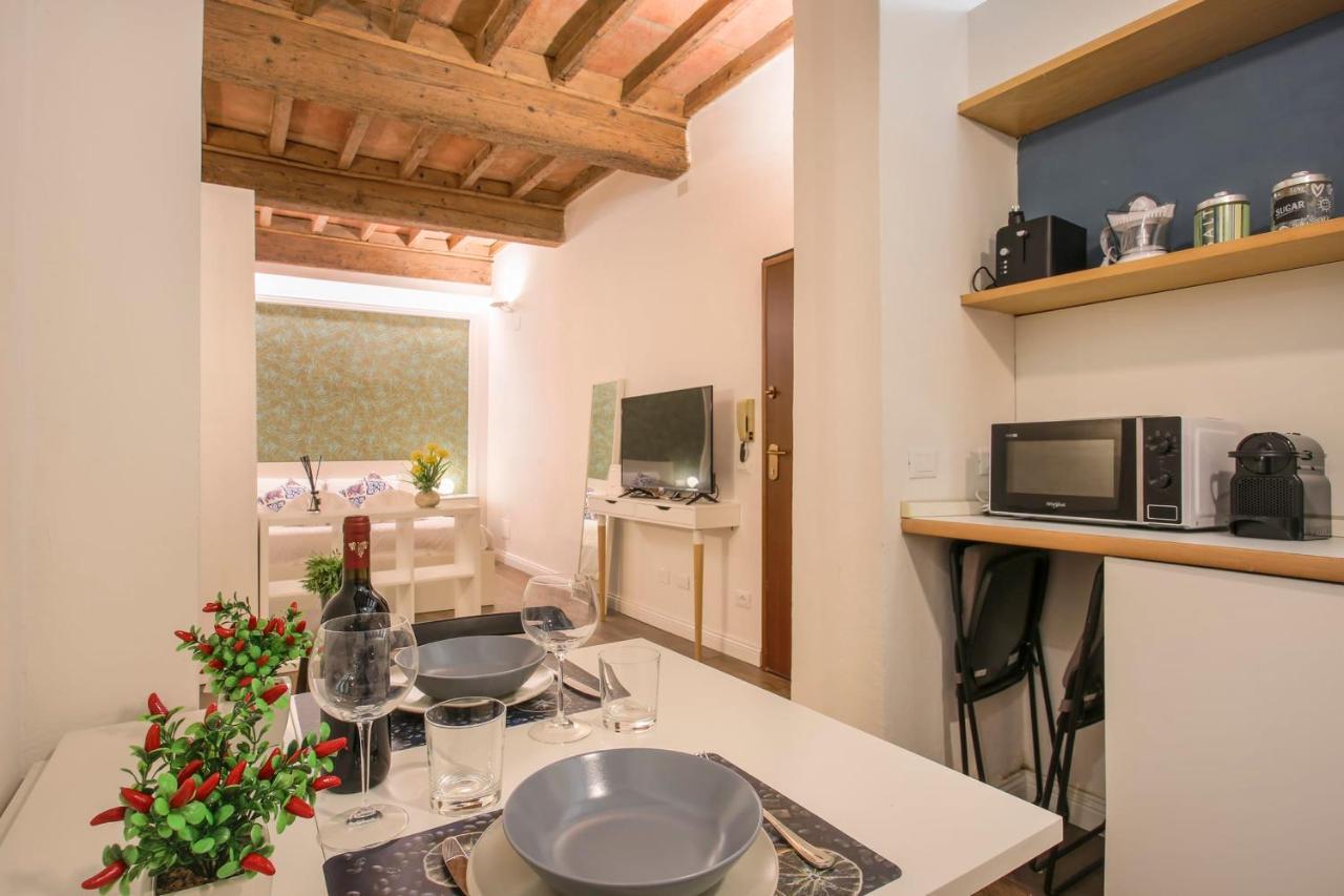 Apartment Oltrarno In *