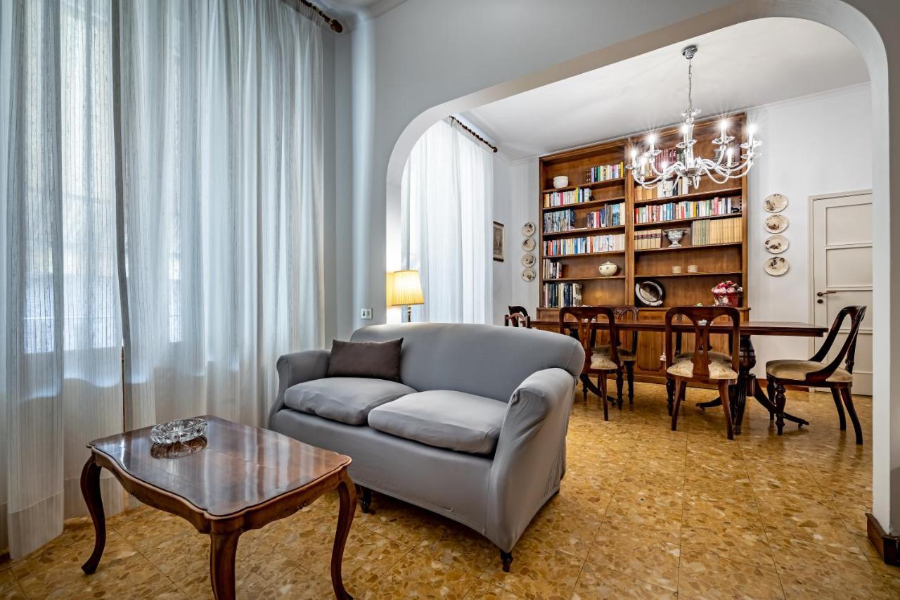 Yid Leopolda Few Minutes From Station Leilighet Firenze