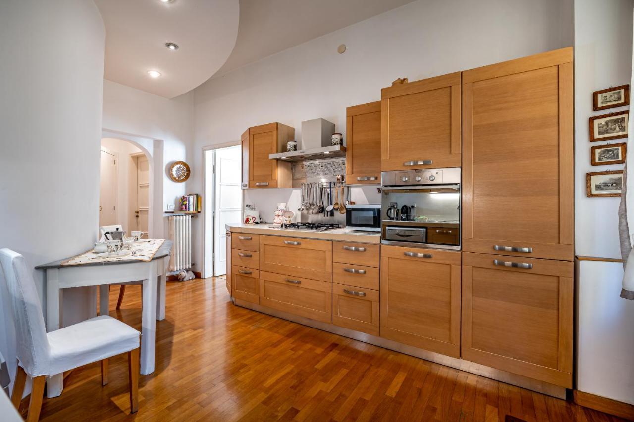 Yid Leopolda Few Minutes From Station Leilighet Firenze